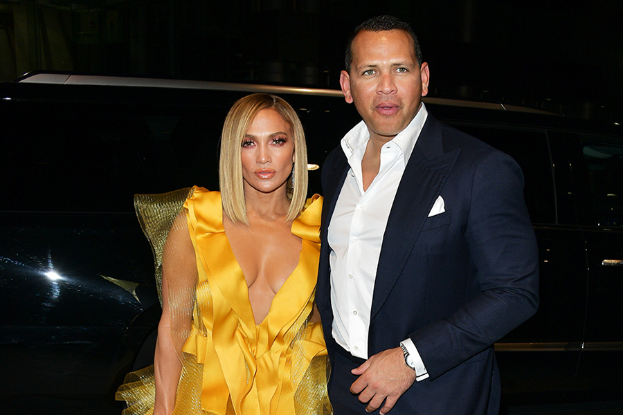 Jennifer Lopez hủy hôn với chồng sau 4 năm bên nhau